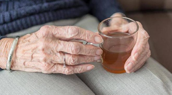 Yaşlılığın Kokusu mu, Önyargının Kokusu mu?