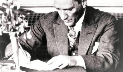 Atatürk’te Eğitim Bilim ve Teknik