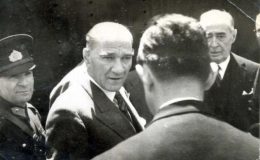 Atatürk’ün Üstün Kişiliği -2