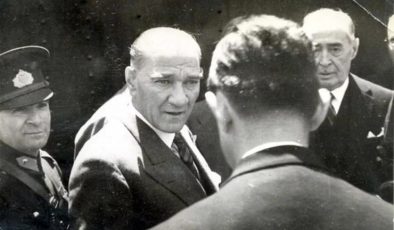 Gerçekçi Atatürk