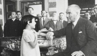 Yabancı Gözüyle Atatürk