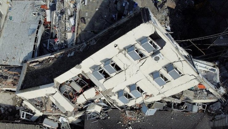 Deprem bölgesiyle ilgili çarpıcı tespit: Yer kabuğu 7.3 metre kaydı