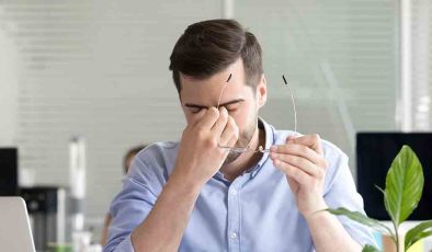 Göz Yorgunluğu Nedir? Belirtileri ve Tedavisi