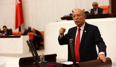 Kamuda, artık bir yol ayrımına gelinmiştir