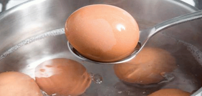 Çatlak Yumurta Nasıl Haşlanır?