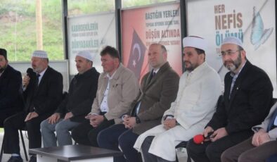 Ferizli’de Geleneksel Arefe Günü Dua Programı Gerçekleştirildi