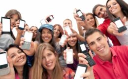 Günümüzde İnsanlar Telefonlarına Göre mi Yargılanıyor?