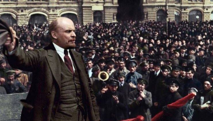 Lenin’i Almanya Gönderdi