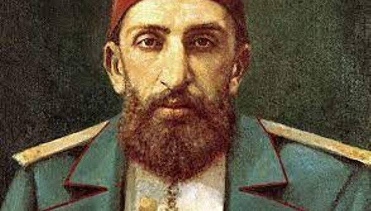 Sultân Abdülhamid’e neden Kızıl Sultân denmektedir?