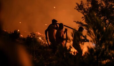 AFAD’dan Çanakkale’deki orman yangınına ilişkin açıklama: Bölgeye bin 489 personel, 8 uçak, 26 helikopter sevk edildi
