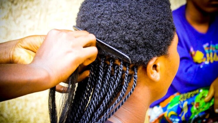 Afrika örgüsü nedir? Afrika örgüsü saç nasıl yapılır? Afrika saç örgüsü fiyatları ne kadar?