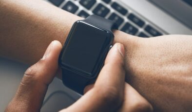 Apple Watch ve Fitbit’te yaygın: Uzmanlar, zararlı bakterilere karşı uyardı