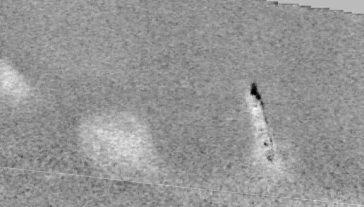 Sicilya Kanalı’nda üç büyük denizaltı yanardağı keşfedildi