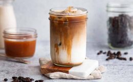 Iced Caramel Macchiato