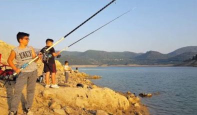 Sazan Avı Kozan Barajı , Çocuklarla Balık Avı ”Bana Balık Verme Balık Tutmayı Öğret” (Kuan Tzu)