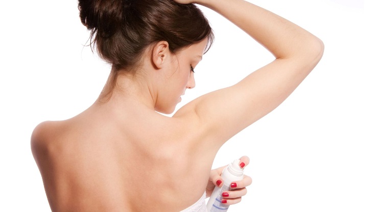 Ucuz deodoranttaki alüminyum meme kanserine yol açıyor!