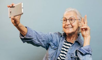 Teknoloji Kullanımının Yaşlılara Faydaları