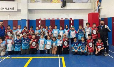 Okul Sporları Küçükler Bilek Güreşi Adana İl Şampiyonu Kozan Akdam Ortaokulu