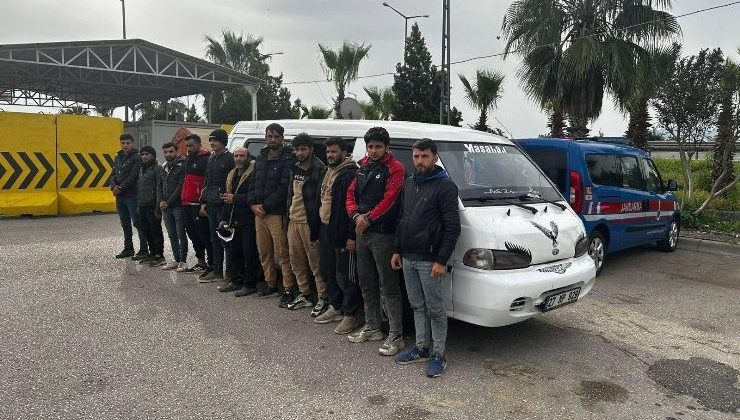 Ceyhan’da yurda kaçak giriş yapan 10 Suriyeli Şahıs geri gönderme merkezine teslim edildi