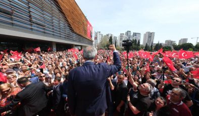 Adana’da mutluluğun resmi çiziliyor…