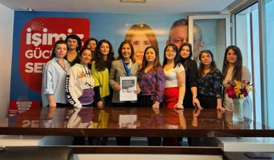 Adana Mor Dayanışma Kadın Derneği Seyhan Belediye Başkan Adayı Oya Tekin İle Protokol İmzaladı.