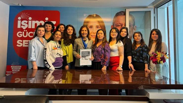 Adana Mor Dayanışma Kadın Derneği Seyhan Belediye Başkan Adayı Oya Tekin İle Protokol İmzaladı.