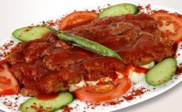 Yoğurtlu Adana Kebabı