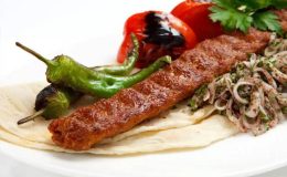 Adana kıyma kebap