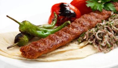 Adana kıyma kebap