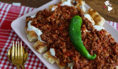 Kebap (Kıymalı Pide Kebabı)