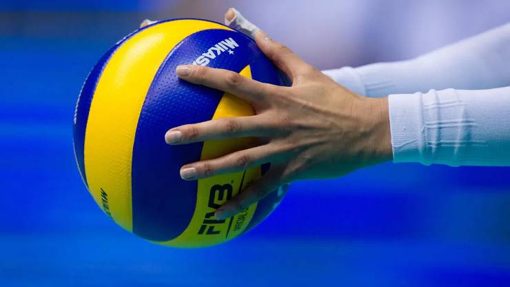 Voleybolda hakemler, sorumluluklar ve resmi el işaretleri