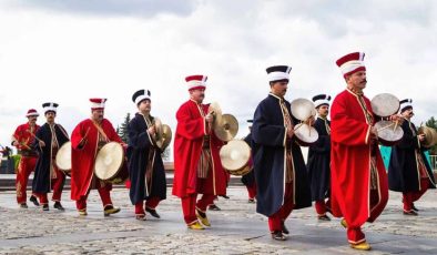 Dün Tunayı Aştım Ben, Viyanaya Ulaştım