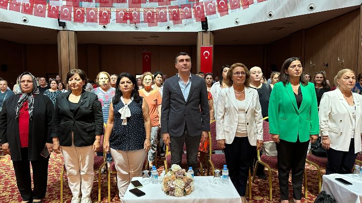 CHP Adana İl Kadın Kolları Kongresi yapıldı