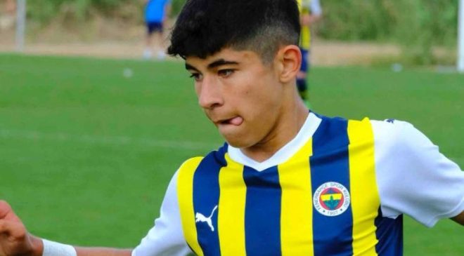 Adana Saimbeylili ve Fenerbahçe Spor Kulübü U15 oyuncusu Doğukan Erciyas’a milli onur