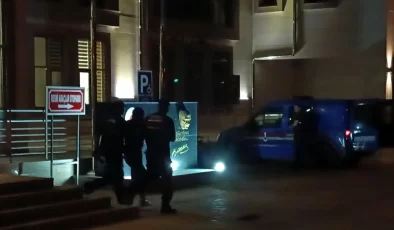 Kozan’da yanan otomobilde ceset bulundu, 1 kişi tutuklandı