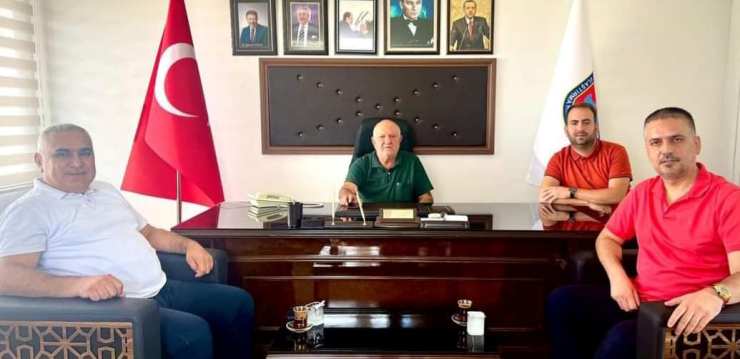 İkidağ ve Koç’tan Başkan Ünal Kurt’a Ziyaret