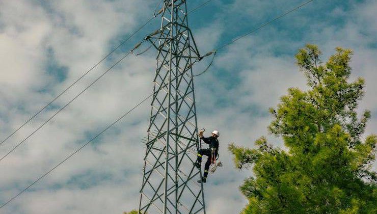 AEDAŞ’tan Elektrik Şebekelerine Müdahale Edilmemesi Konusunda Uyarı: Yetkisiz Müdahaleler Can Kaybına Neden Oluyor