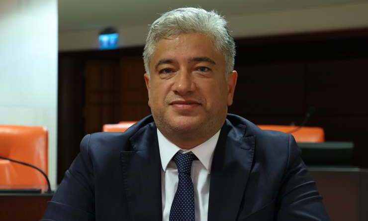 Sadullah Kısacık: 35 Yaş Sınırı Kamuda Çalışmak İçin Umut Bekleyen Gençlerimize Hakarettir!