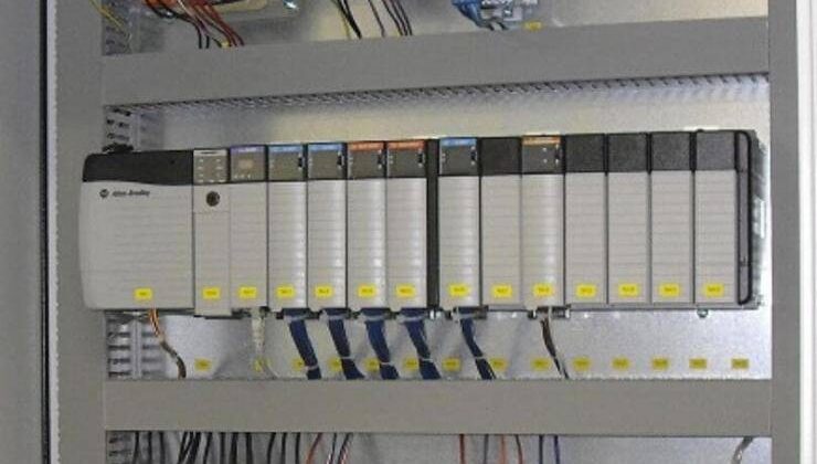 PLC nasıl çalışır ?