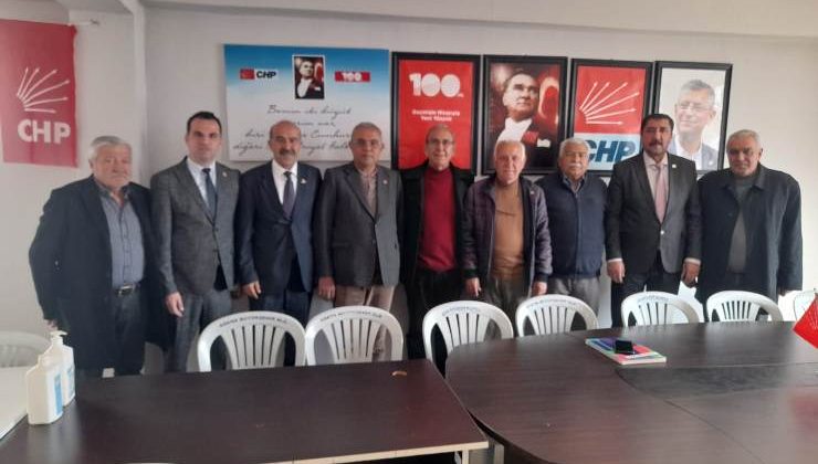 Yumurtalık’da CHP’ye yoğun katılım var