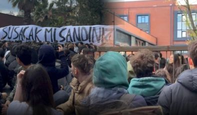 Protesto gösterileri yayılıyor! Liseler ayakta