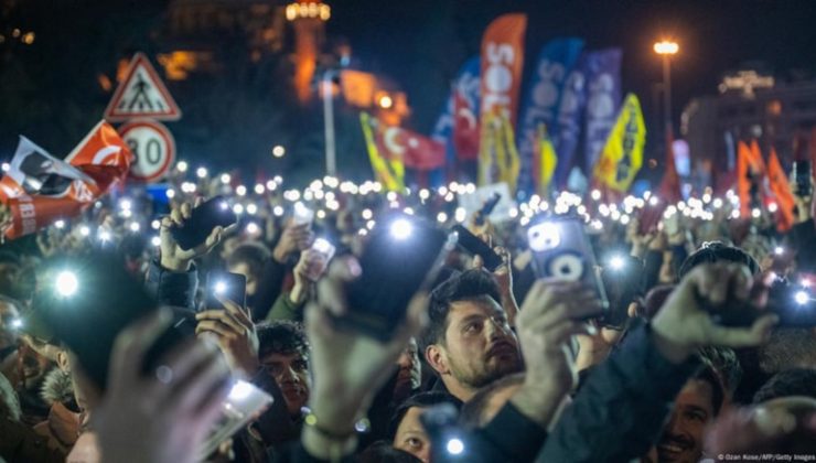 ‘İmamoğlu kesintisi’ telefonlarda büyük açık yarattı