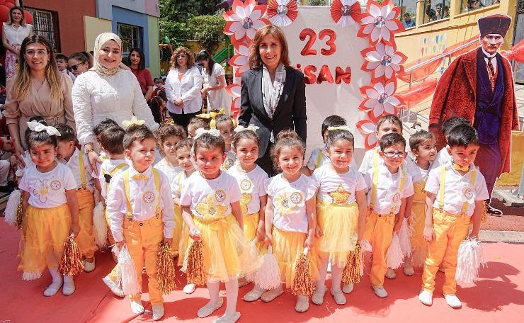 Başkan Oya Tekin’den 23 Nisan Mesajı