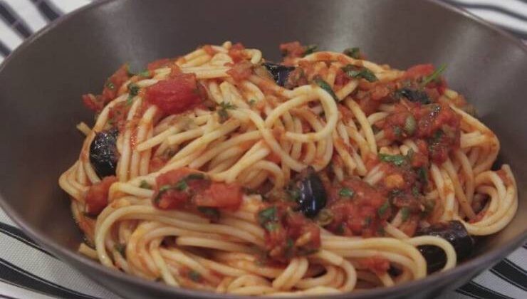 Çiftçi Usulü Spagetti (4 Kişilik)