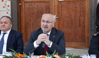 Vali Köşger Seyhan İlçesi İsmetpaşa Mahallesinde Vatandaşlarla Buluştu