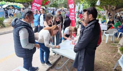 CHP’de İmza kampanyası son hızıyla devam ediyor
