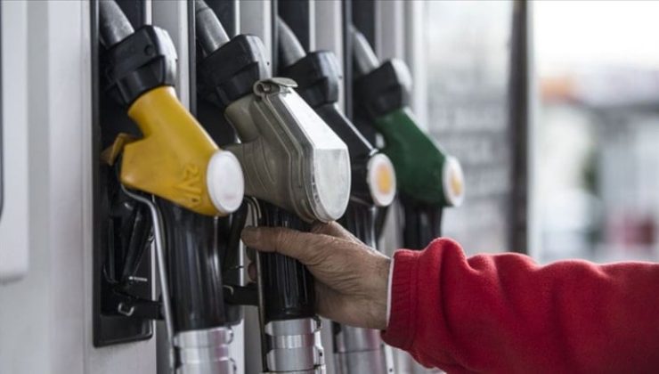 Tabelalar değişti: Benzine zam geldi