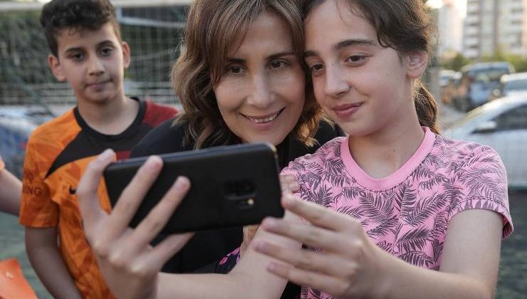 Başkan Tekin, Spor okulu öğrencileri ve aileleriyle buluştu “EVLATLARIMIZIN HER ZAMAN YANINDAYIZ”