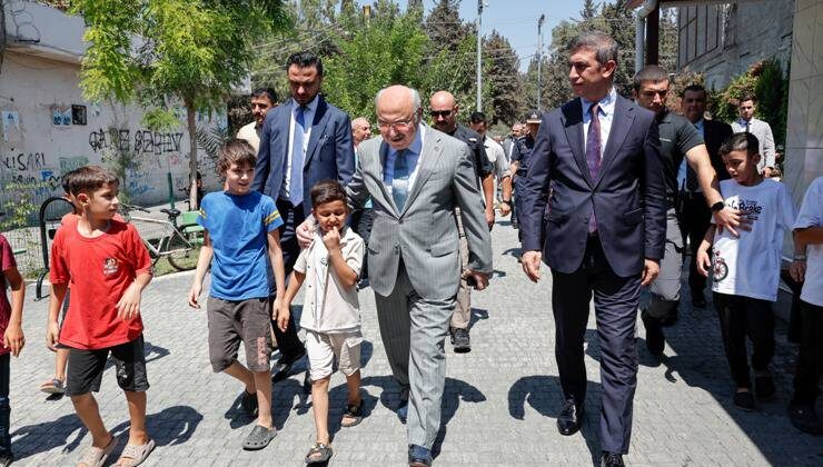 Vali Köşger, Kur’an Kursu Öğrencileriyle Bir Araya Geldi
