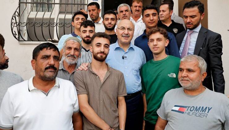 Vali Köşger Seyhan İlçesi Barbaros Mahallesi’nde Vatandaşlarla Buluştu